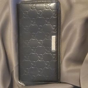 Authentic Gucci Guccisssima long zippy wallet preloved